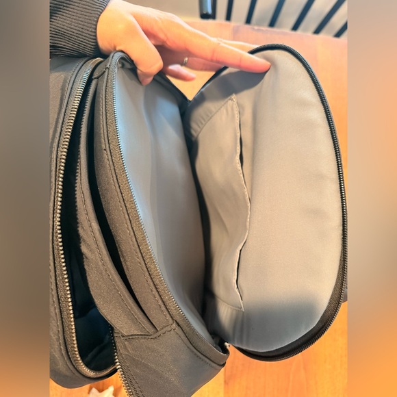 Away The Commuter Backpack - Picture 13 of 14